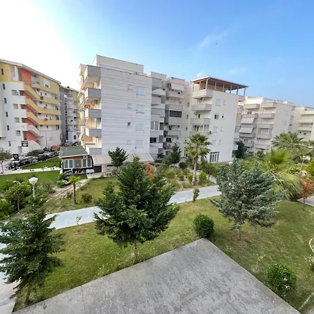 5 Qerret Albania * Golem (Tirana)