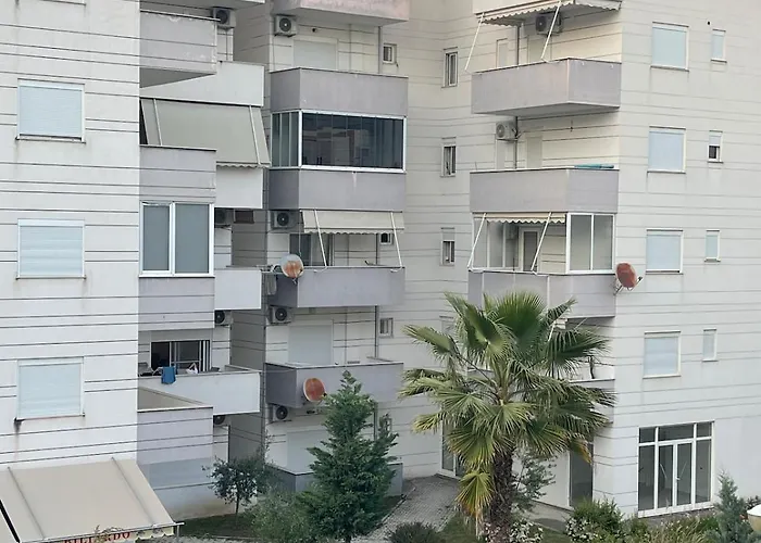 5 Qerret Albania Apartman